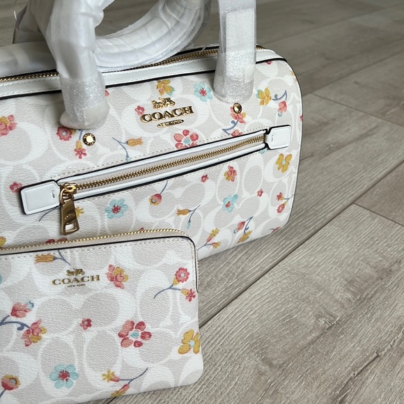 Coach Rowan Satchel & Wristlet - Picture 8 of 9